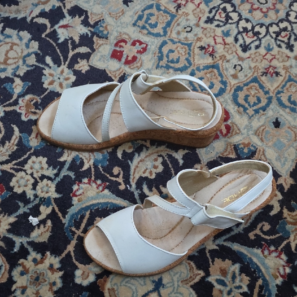 Gilbert Rohde White Sandals - Picture 5 of 5